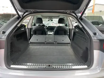 AUDI Q8 50 TDI quattro Navi digit.Tacho Bluetooth Led