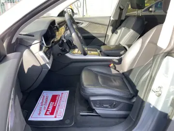 AUDI Q8 50 TDI quattro Navi digit.Tacho Bluetooth Led