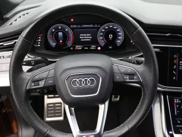 AUDI Q8 S-Line select 50TDI quattro   Pano  360   AHK