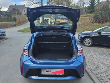 TOYOTA Corolla Hybrid