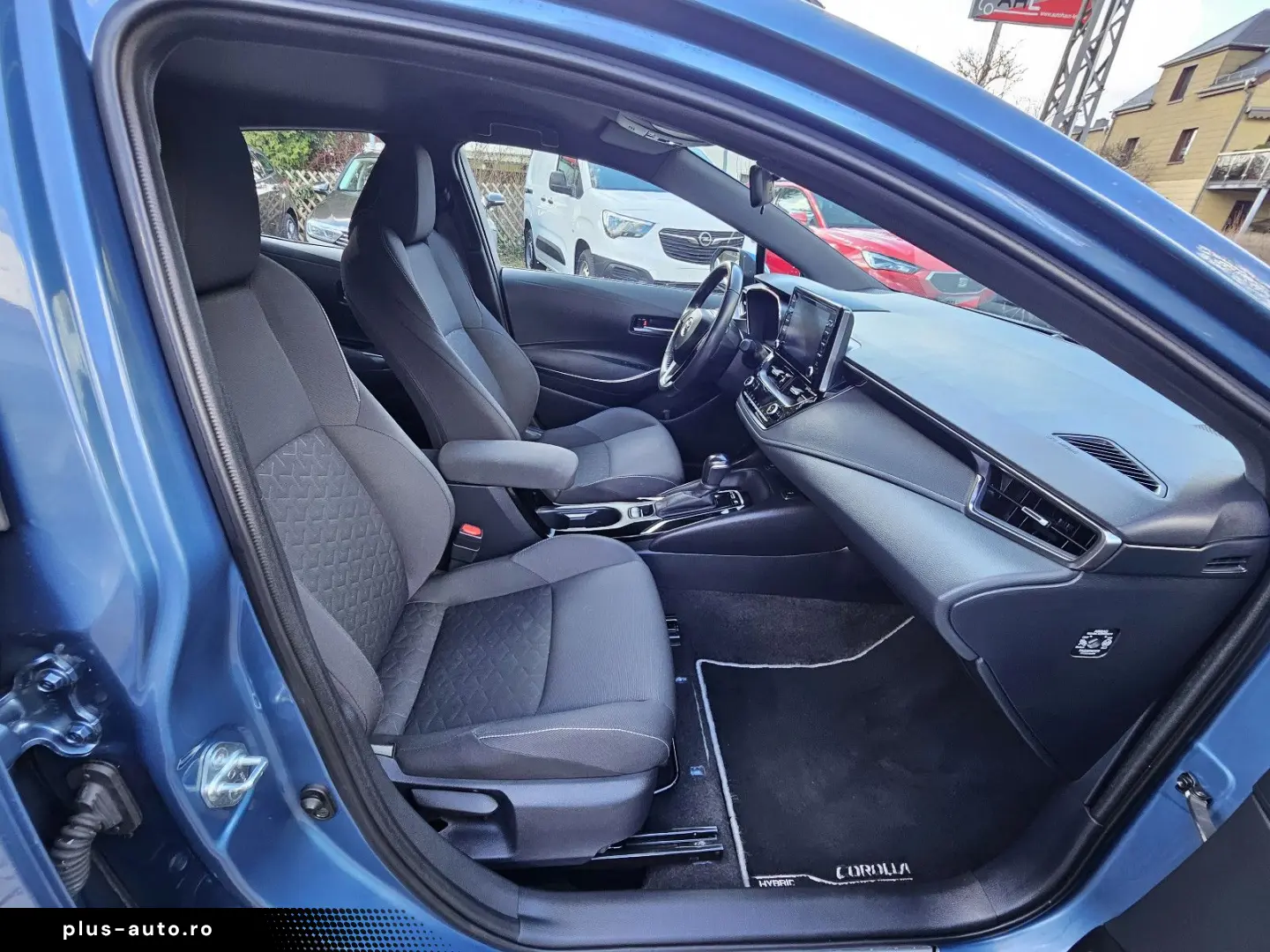 TOYOTA Corolla Hybrid