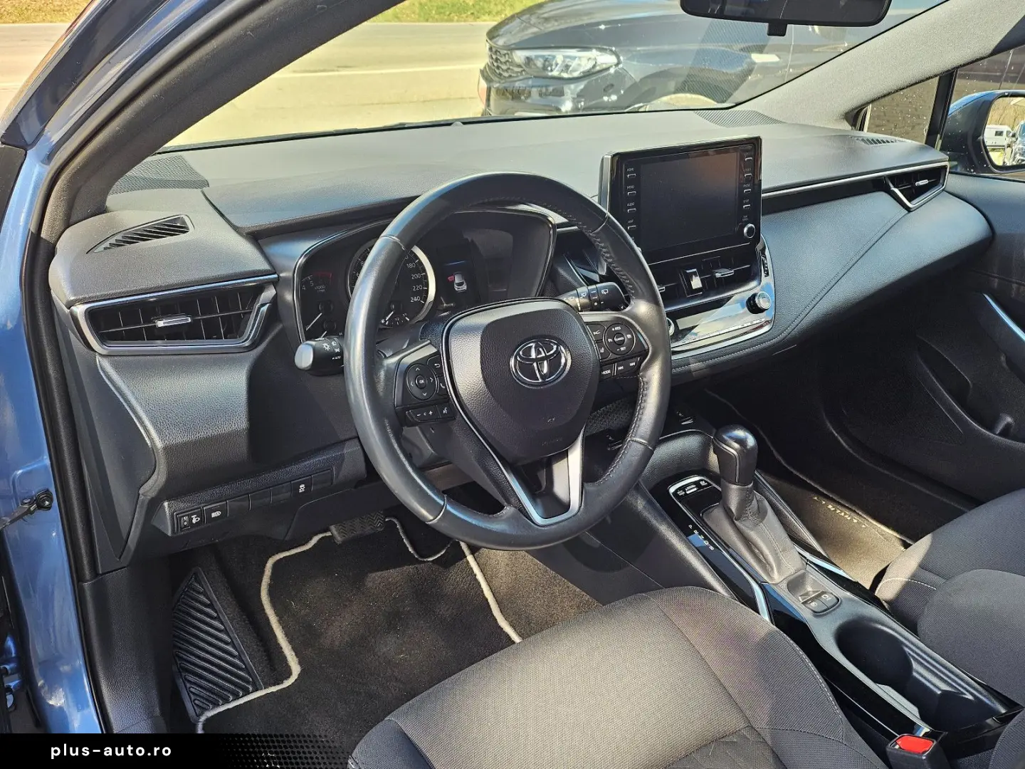 TOYOTA Corolla Hybrid