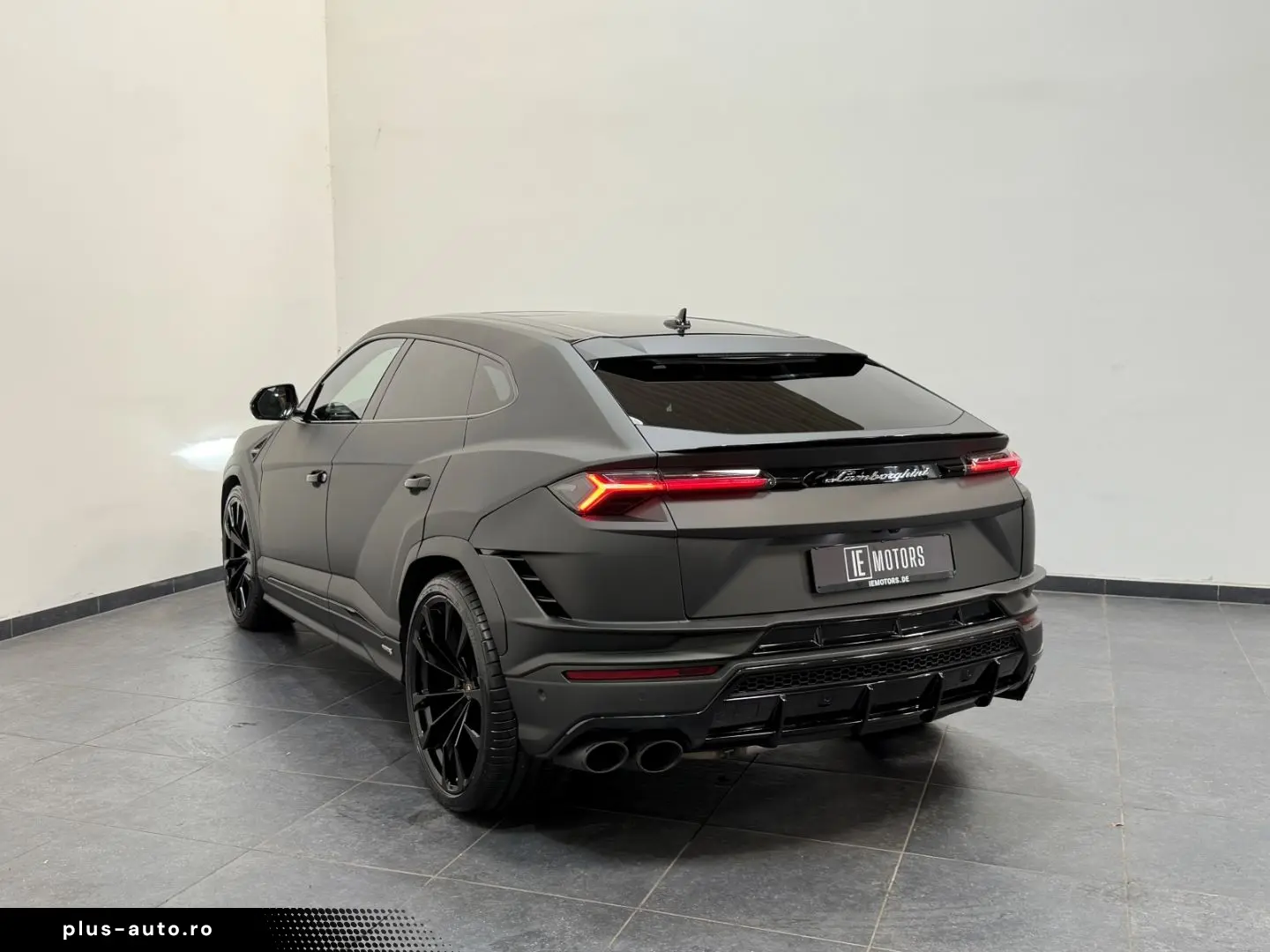 LAMBORGHINI Urus URUS S DOUBLESTICH SPORTIVLEDER CARBON PANO