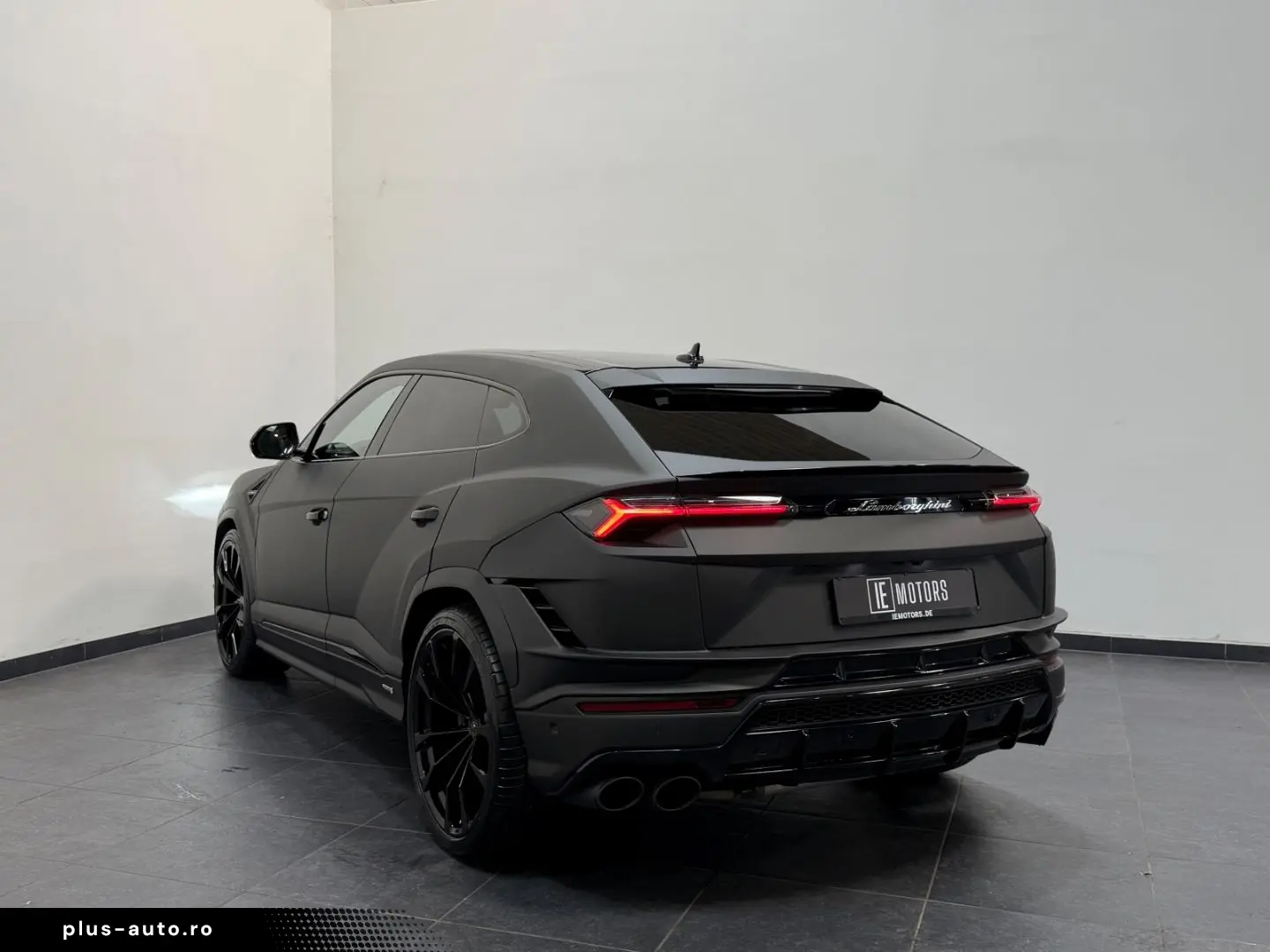 LAMBORGHINI Urus URUS S DOUBLESTICH SPORTIVLEDER CARBON PANO