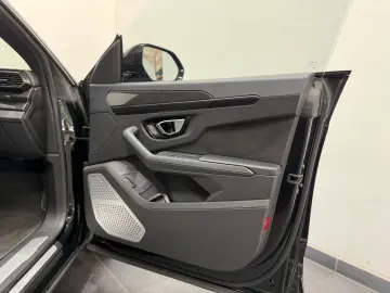 LAMBORGHINI Urus URUS S DOUBLESTICH SPORTIVLEDER CARBON PANO