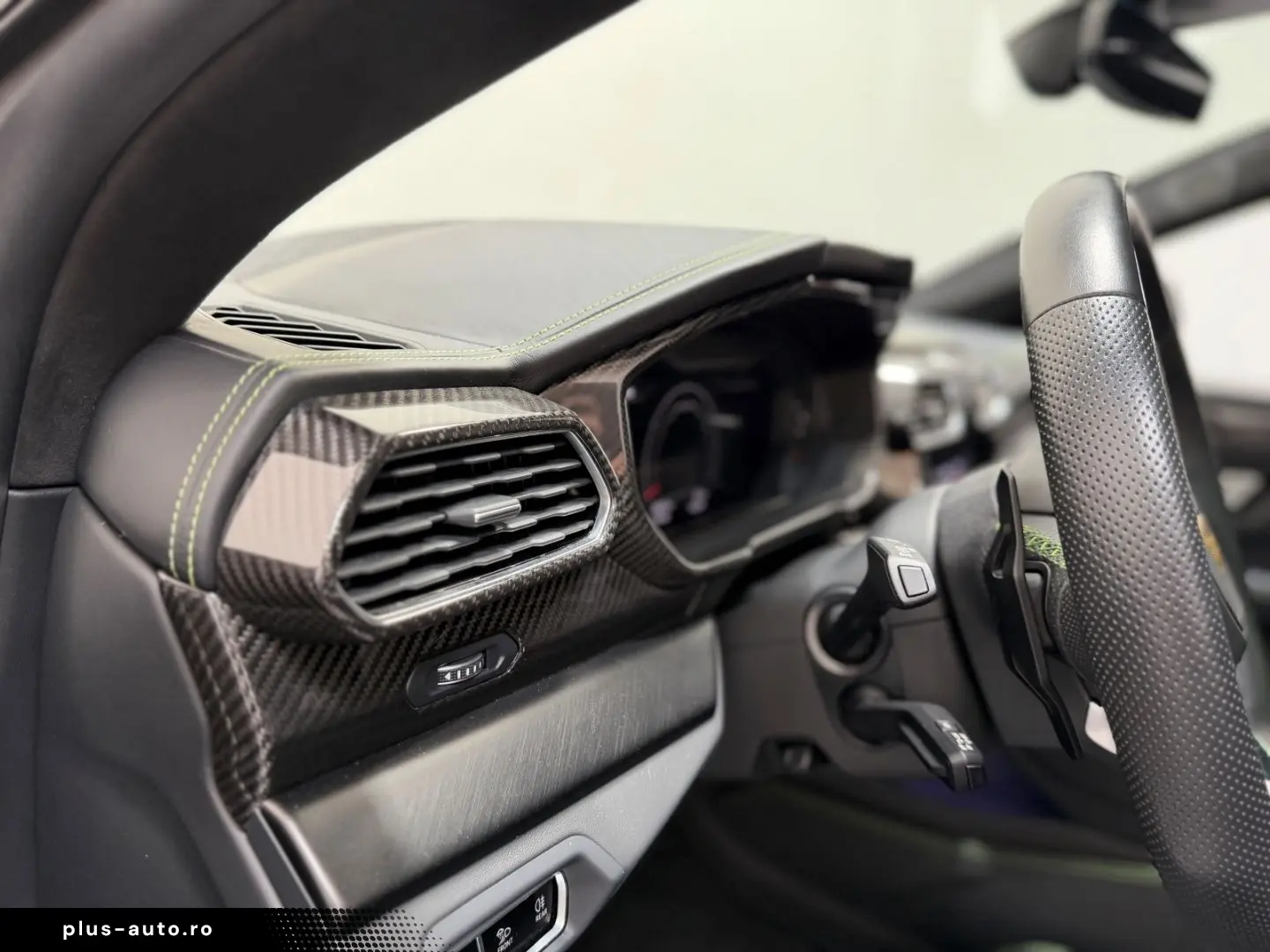LAMBORGHINI Urus URUS S DOUBLESTICH SPORTIVLEDER CARBON PANO