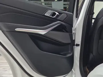BMW X5 xDrive50e M Sport Pro 22Zoll ACC 360