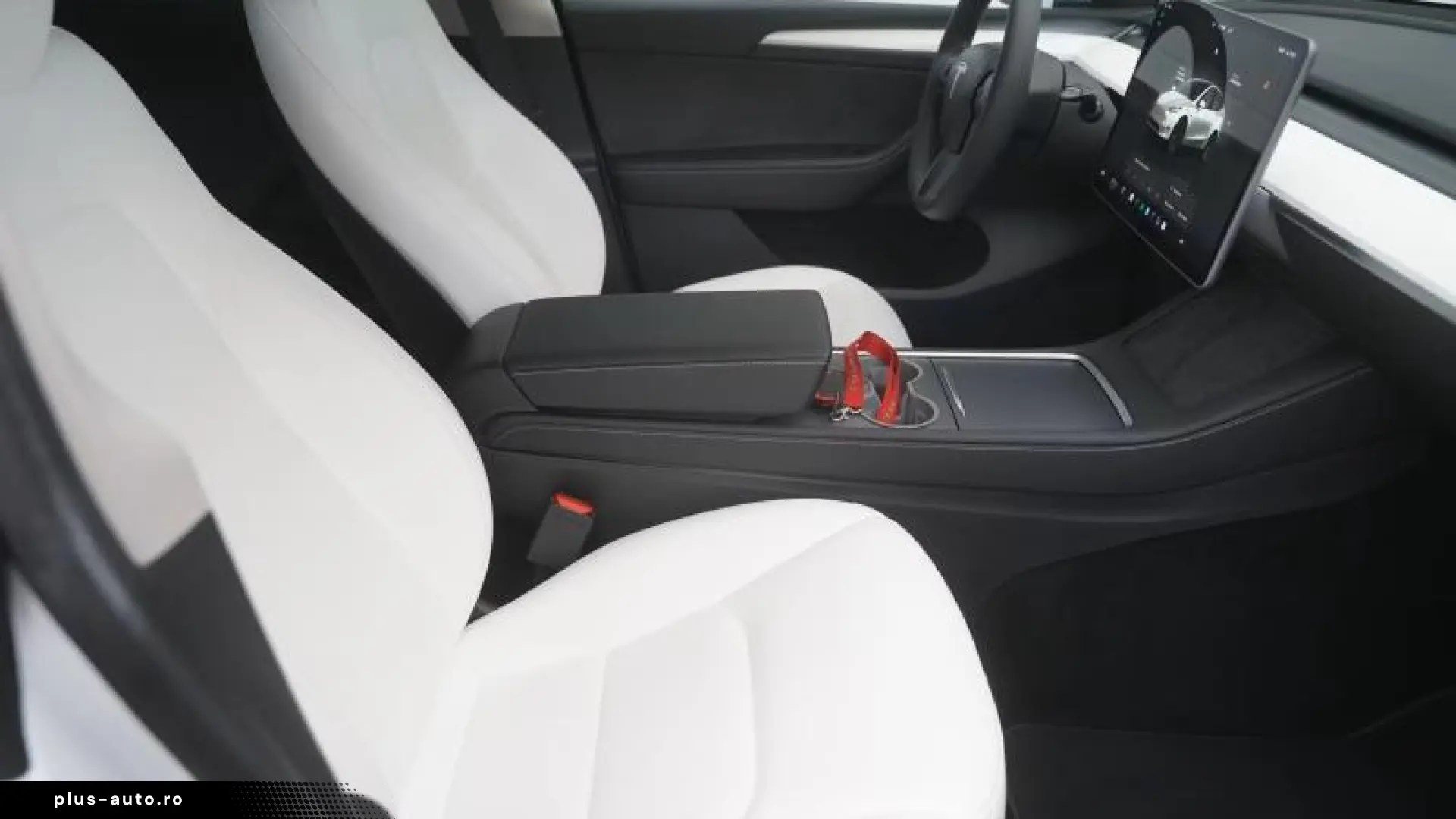 Tesla Model Y Standard Range RWD