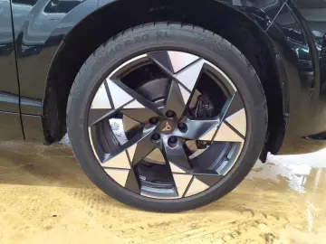 CUPRA Terramar VZ 2.0 TSI DSG 4Drive PANO AHK SENNHEIS