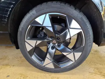 CUPRA Terramar VZ 2.0 TSI DSG 4Drive PANO AHK SENNHEIS