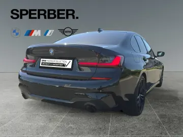 BMW 330i xDrive 19 Zoll M Sportpaket Glasdach Live C