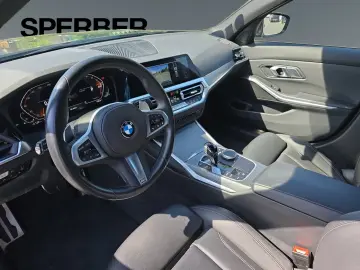 BMW 330i xDrive 19 Zoll M Sportpaket Glasdach Live C