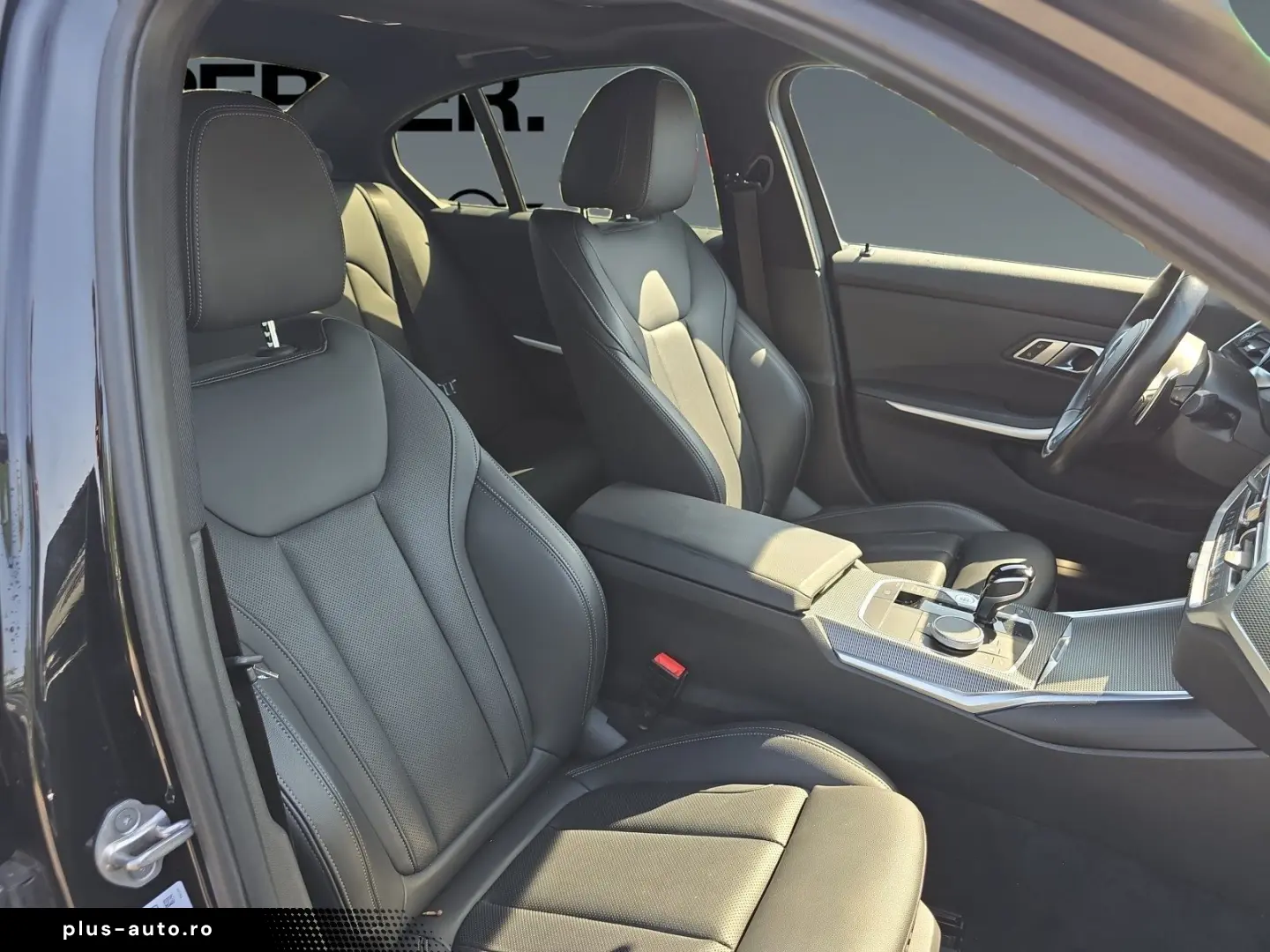 BMW 330i xDrive 19 Zoll M Sportpaket Glasdach Live C