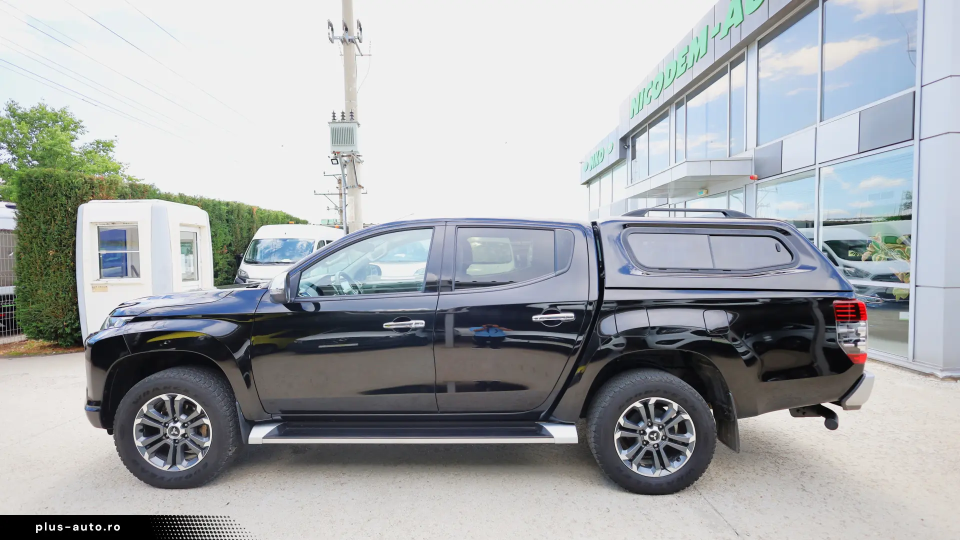 Mitsubishi Intense L200 2.2DI-D 150HP 4x4 Cabina Dubla