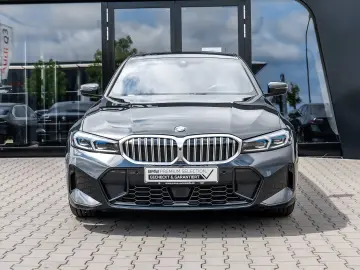 BMW 330i xDrive M Sport ACC 360 KAM RFK NAVI LED LM