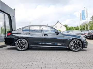 BMW 330i xDrive M Sport ACC 360 KAM RFK NAVI LED LM