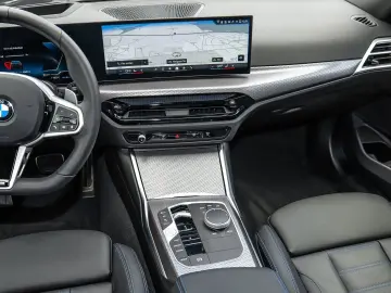 BMW 330i xDrive M Sport ACC 360 KAM RFK NAVI LED LM