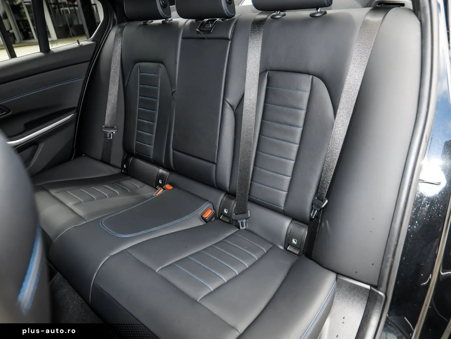 BMW 330i xDrive M Sport ACC 360 KAM RFK NAVI LED LM