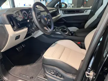 PORSCHE Cayenne Turbo E-Hybrid