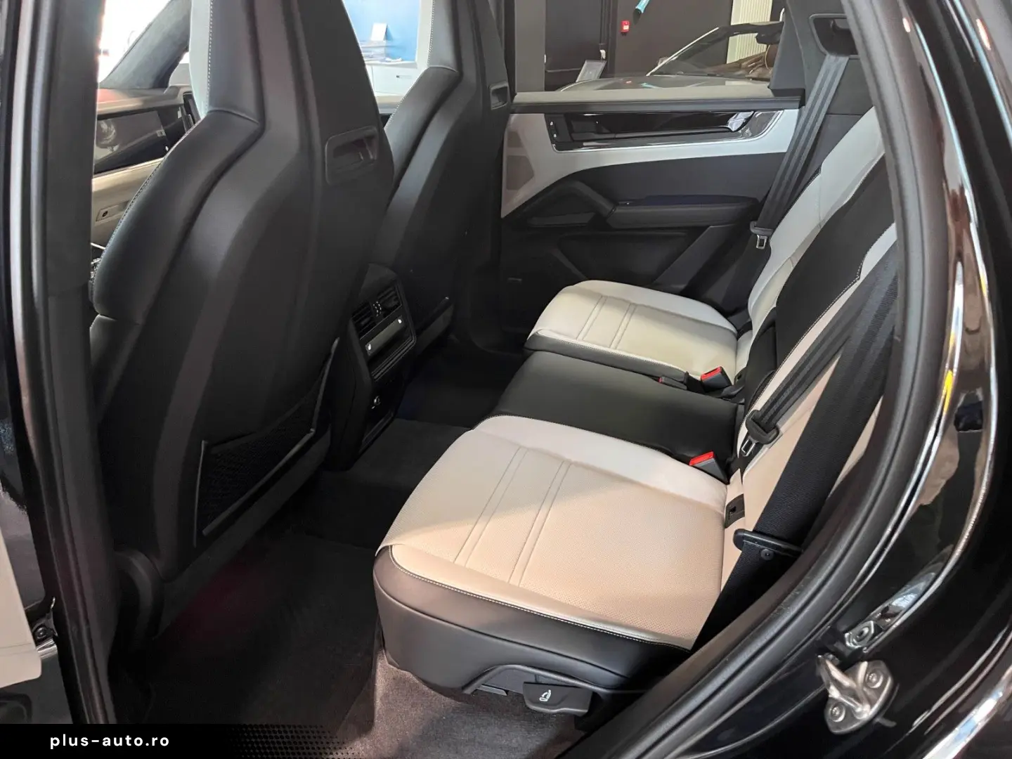 PORSCHE Cayenne Turbo E-Hybrid