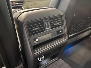 PORSCHE Cayenne Turbo E-Hybrid