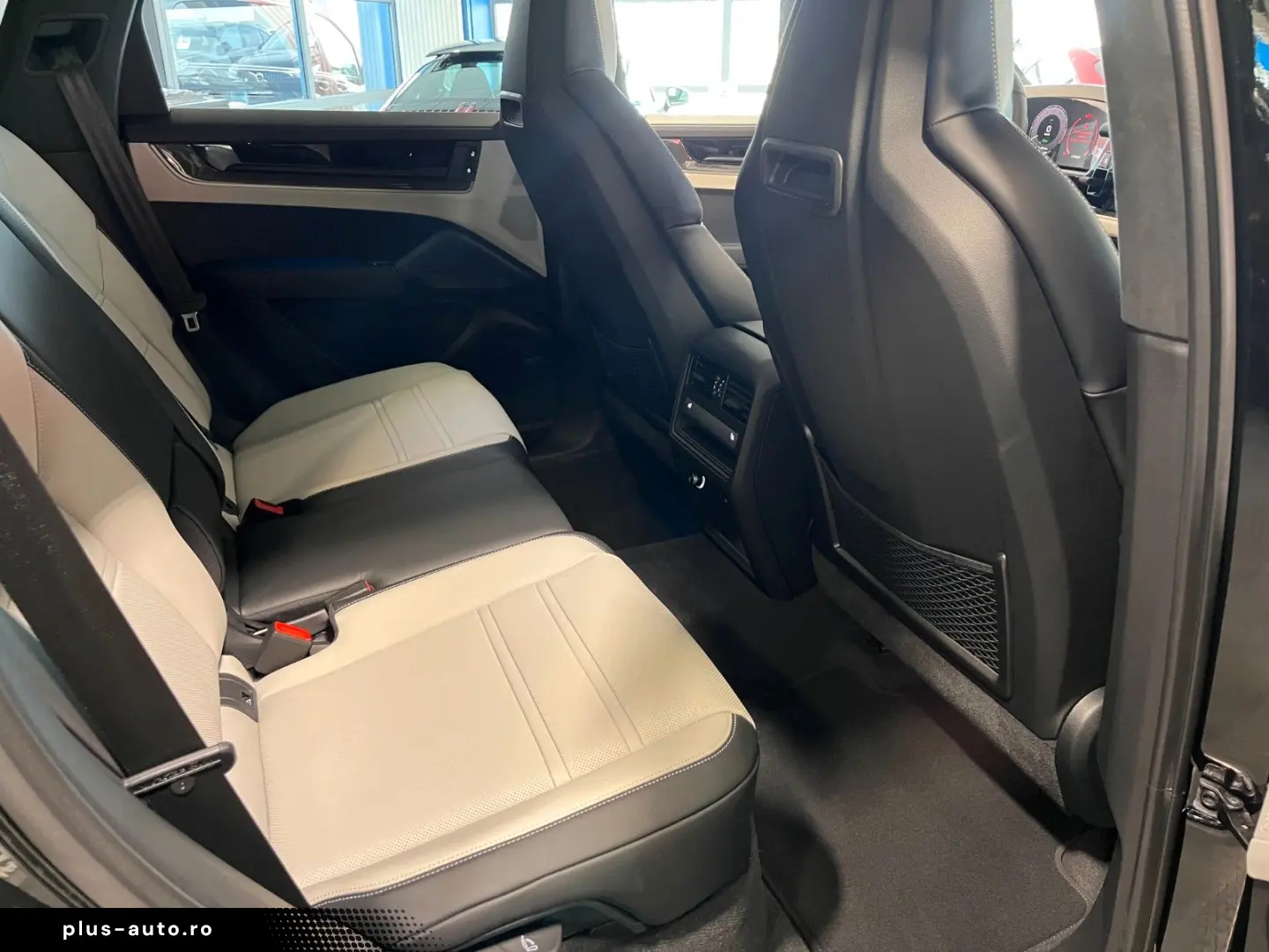 PORSCHE Cayenne Turbo E-Hybrid