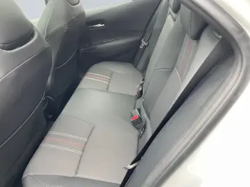 TOYOTA Corolla 2.0 Hybrid GR Sport
