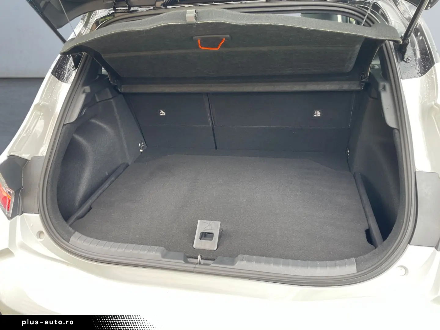 TOYOTA Corolla 2.0 Hybrid GR Sport