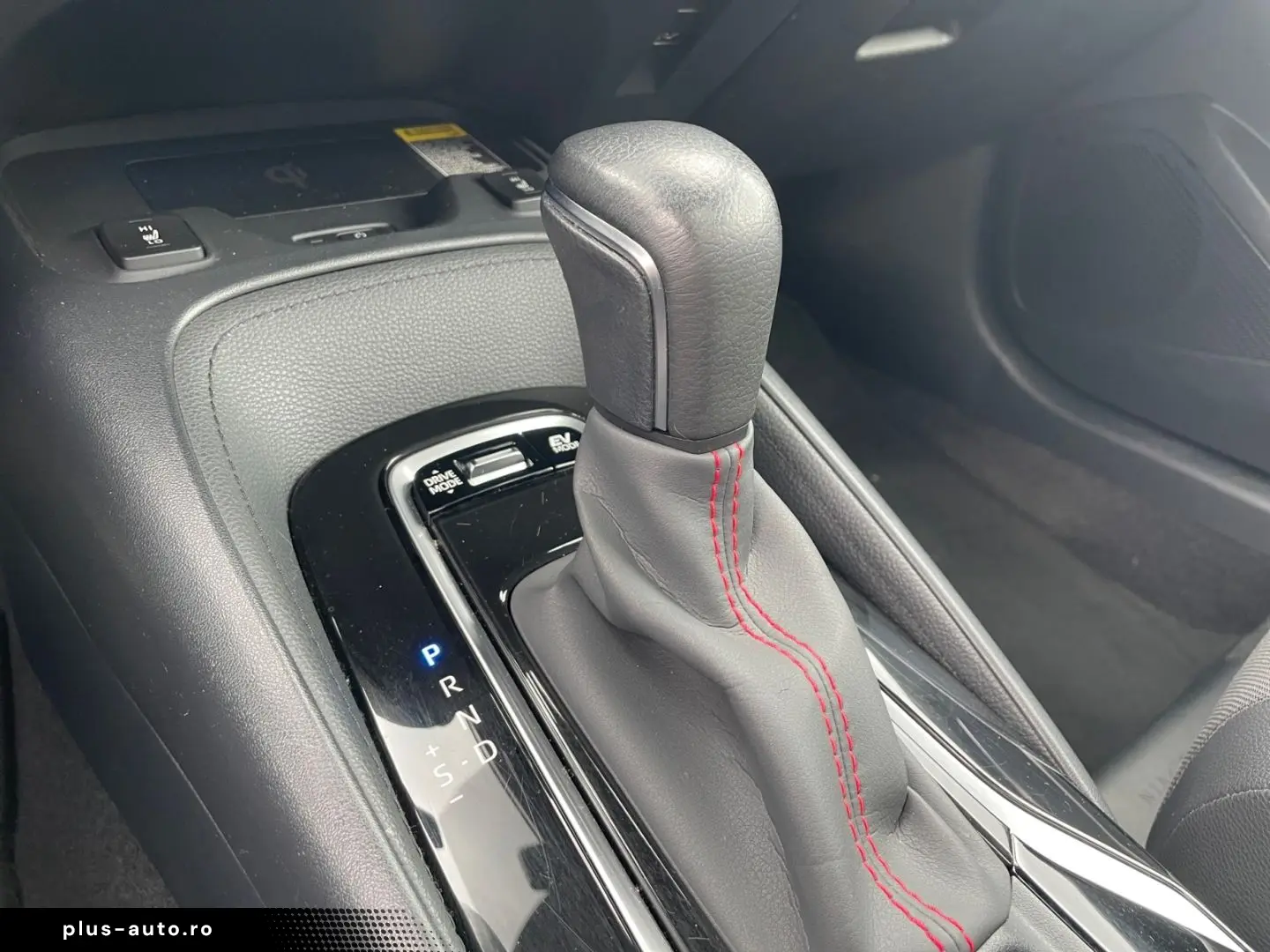 TOYOTA Corolla 2.0 Hybrid GR Sport
