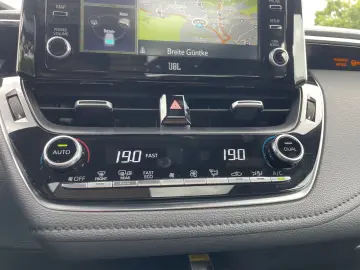 TOYOTA Corolla 2.0 Hybrid GR Sport