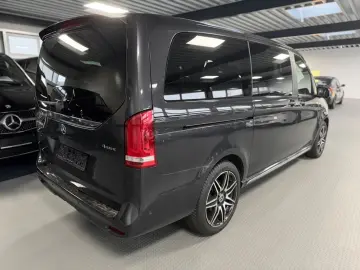 MERCEDES-BENZ V300 4M Lang AMG -ACC-2xEl.Tür-Pano-RF…
