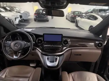 MERCEDES-BENZ V300 4M Lang AMG -ACC-2xEl.Tür-Pano-RF…