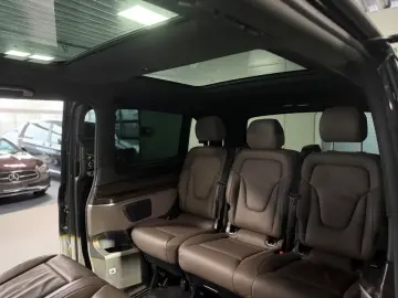MERCEDES-BENZ V300 4M Lang AMG -ACC-2xEl.Tür-Pano-RF…