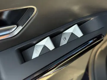 DS DS 7 Crossback 1.6 E-Tense 4x4 Rivoli