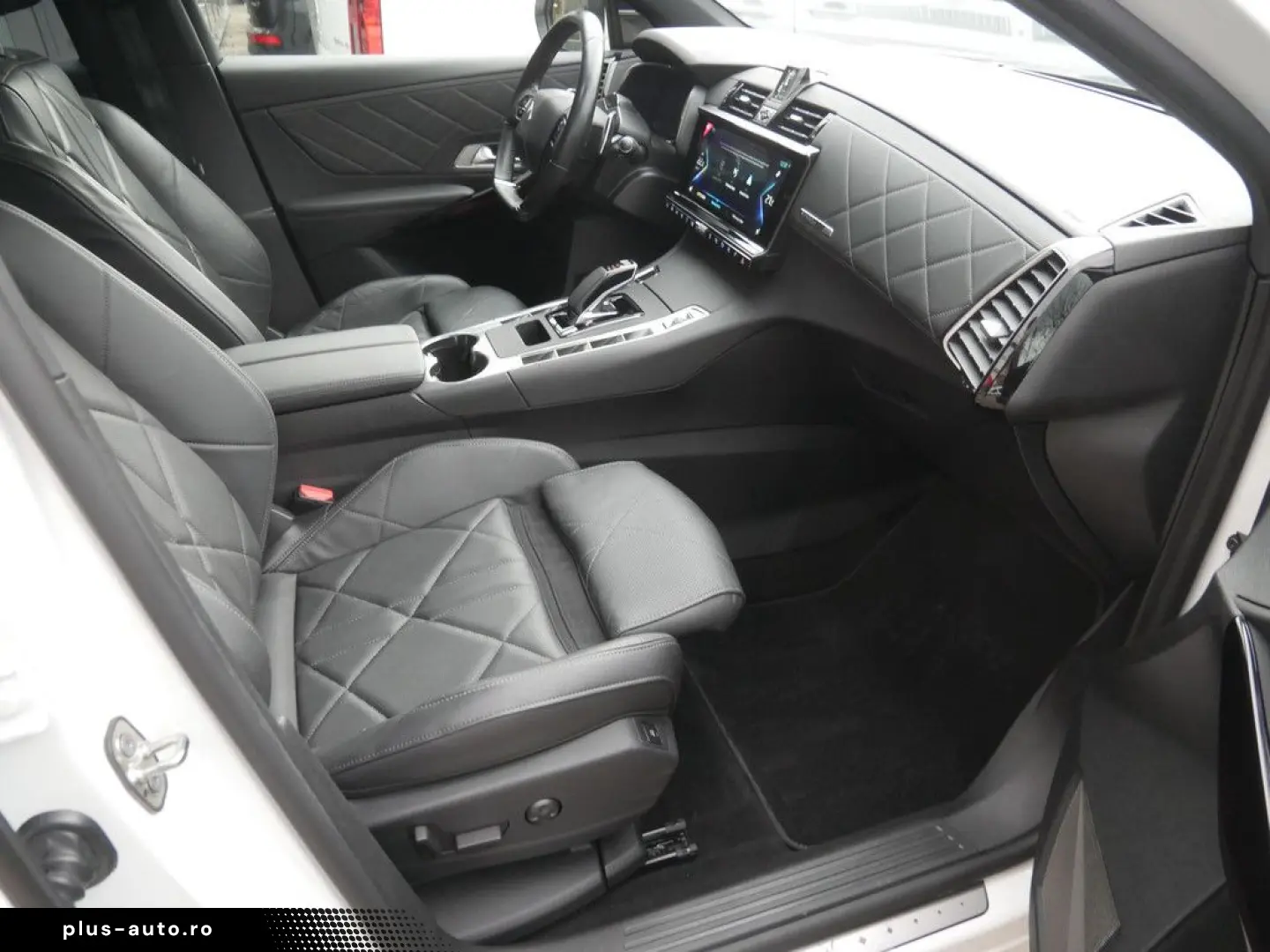 DS DS 7 Crossback E-Tense Rivoli 4x4 AKTIVSITZE LED