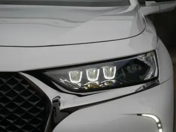DS DS 7 Crossback E-Tense Rivoli 4x4 AKTIVSITZE LED