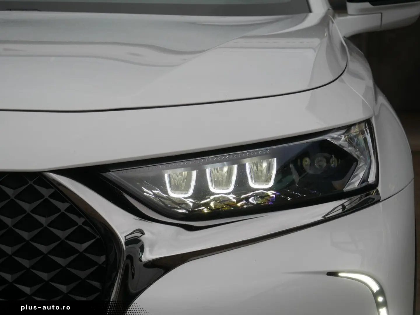 DS DS 7 Crossback E-Tense Rivoli 4x4 AKTIVSITZE LED