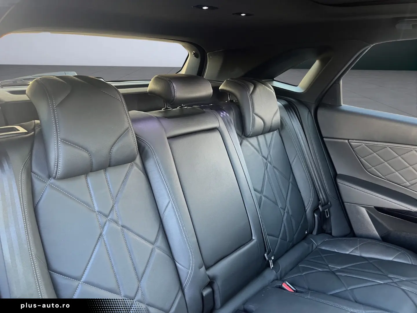 DS DS7 Crossback Massage 360  Night Vison Pano AHK