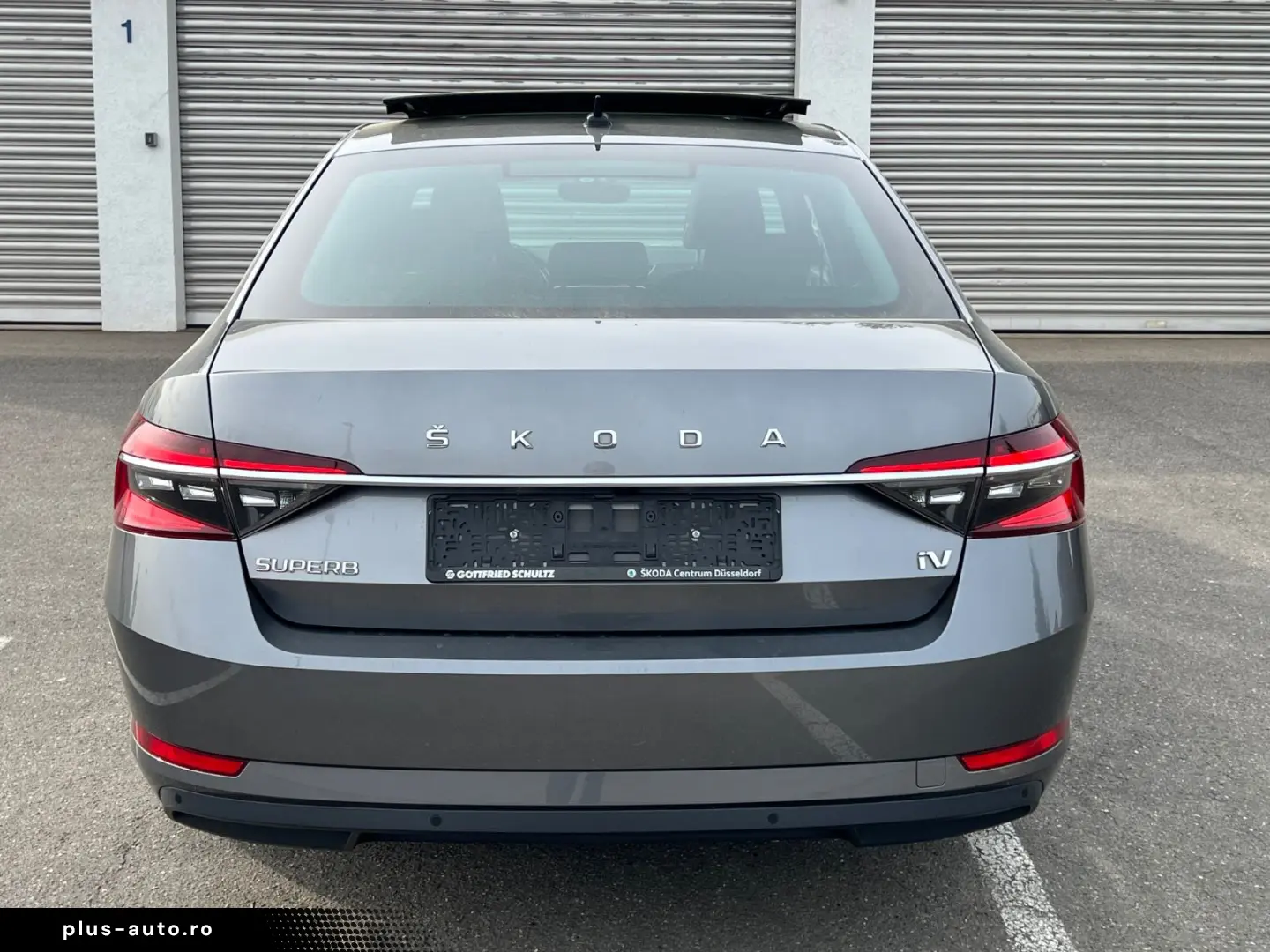 SKODA Superb 1.4 TSI iV DSG Pano Virtu Stanhzng Matrix