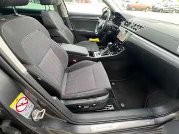 SKODA Superb 1.4 TSI iV DSG Pano Virtu Stanhzng Matrix