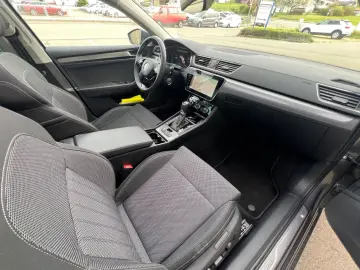 SKODA Superb 1.4 TSI iV DSG Pano Virtu Stanhzng Matrix