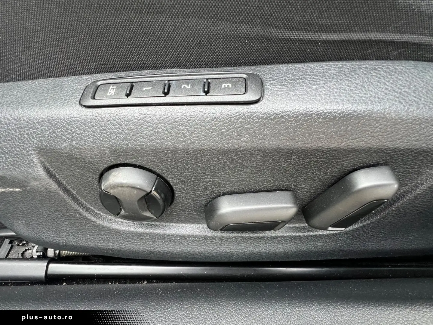 SKODA Superb 1.4 TSI iV DSG Pano Virtu Stanhzng Matrix