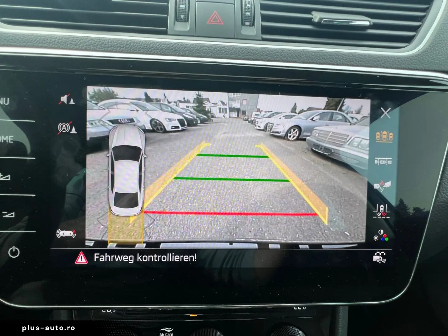 SKODA Superb 1.4 TSI iV DSG Pano Virtu Stanhzng Matrix