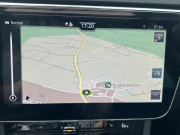 SKODA Superb 1.4 TSI iV DSG Pano Virtu Stanhzng Matrix