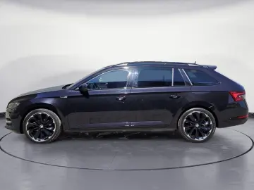 SKODA Superb Combi 1.4 TSI DSG iV Sportline Canton