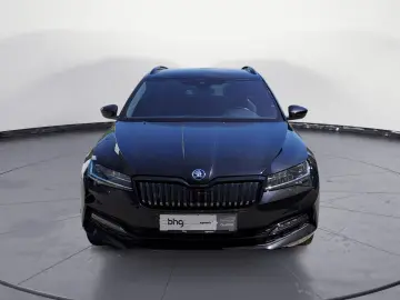 SKODA Superb Combi 1.4 TSI DSG iV Sportline Canton