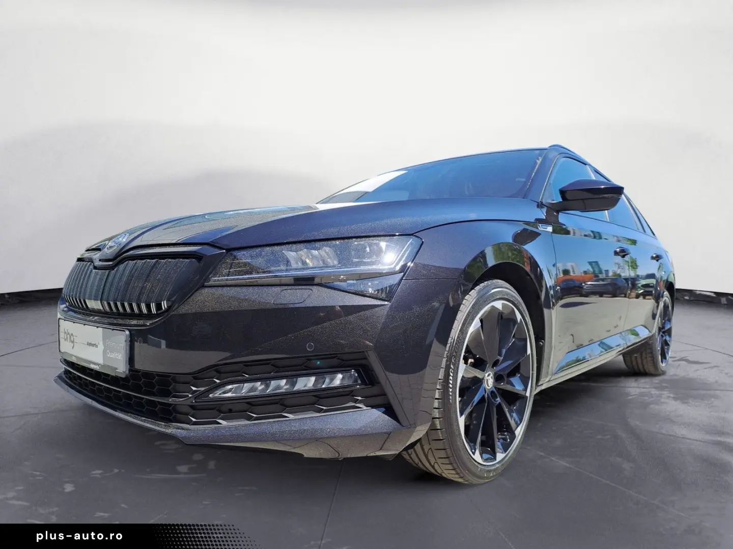 SKODA Superb Combi 1.4 TSI DSG iV Sportline Canton