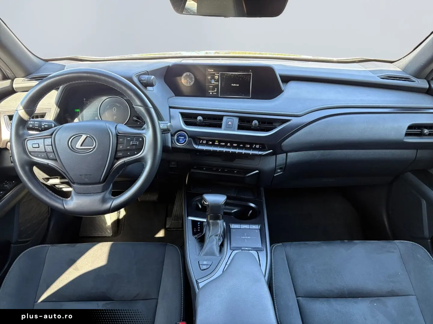 LEXUS UX 250h Style Edition  Bi-LED ACC CAM SHZ CarPla