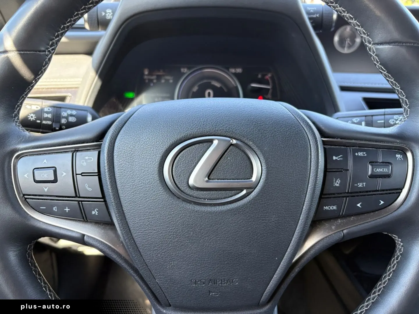 LEXUS UX 250h Style Edition  Bi-LED ACC CAM SHZ CarPla