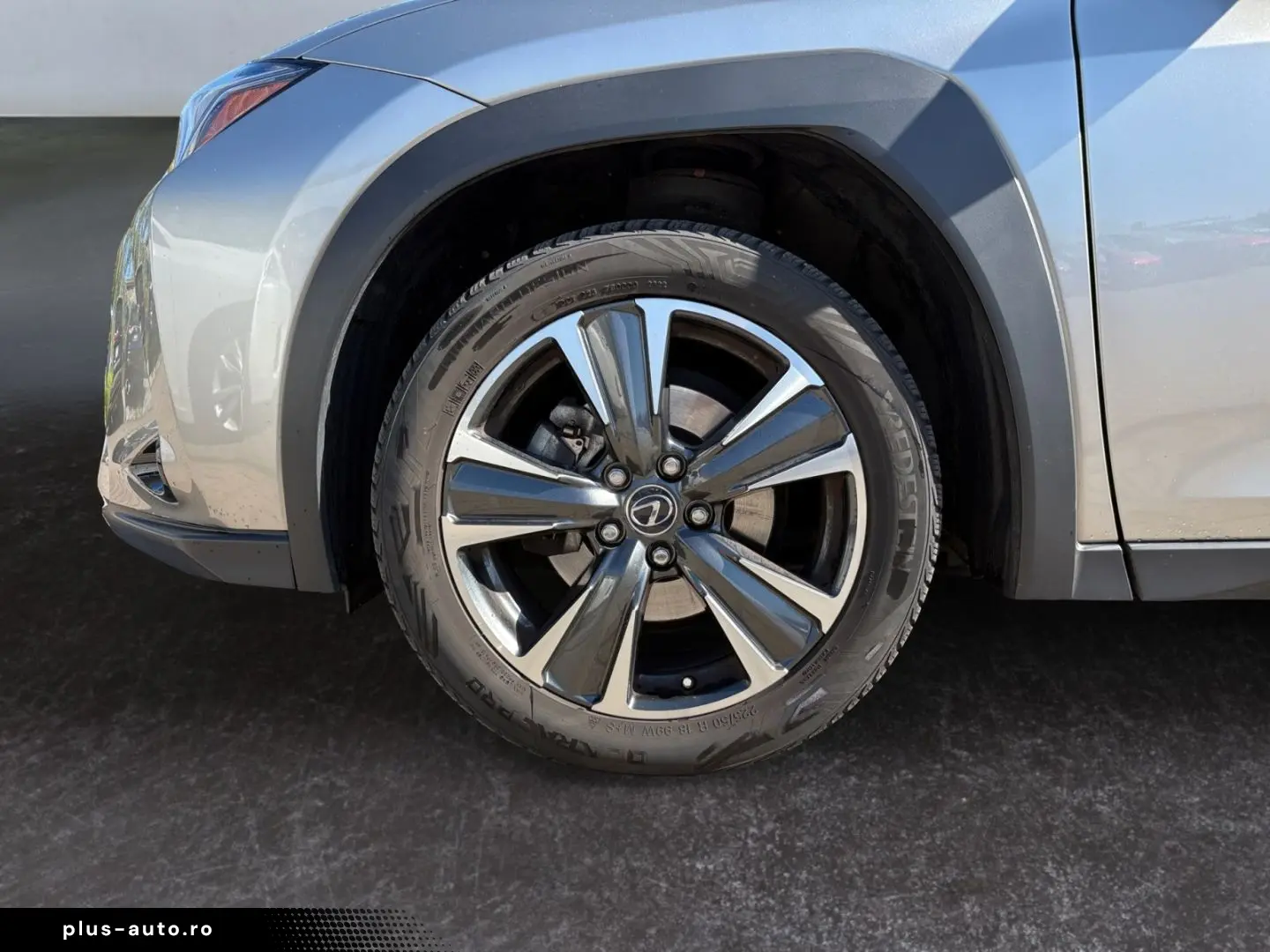 LEXUS UX 250h Style Edition  Bi-LED ACC CAM SHZ CarPla